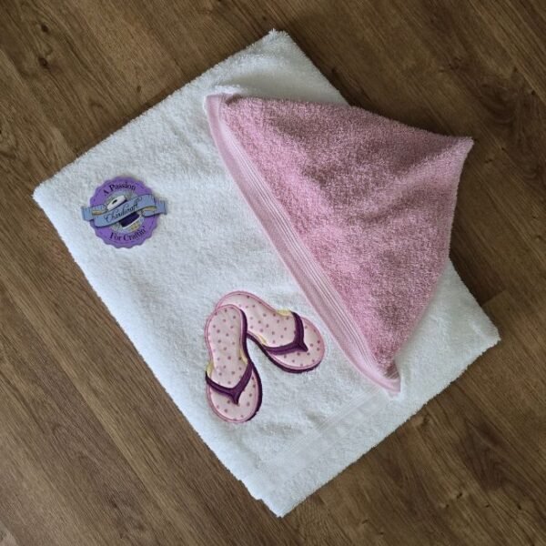 Applique Flip Flops – Personalized Kids Hooded Bath Towel