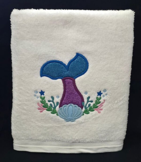 Applique Mermaid Tail – Personalized Kids Hooded Bath Towel - Image 2