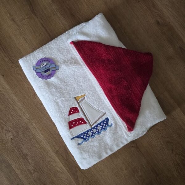 Applique Sailboat - Personalized Kids Hooded Bath Towel