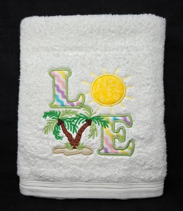 Applique Love – Personalized Kids Hooded Bath Towel - Image 2