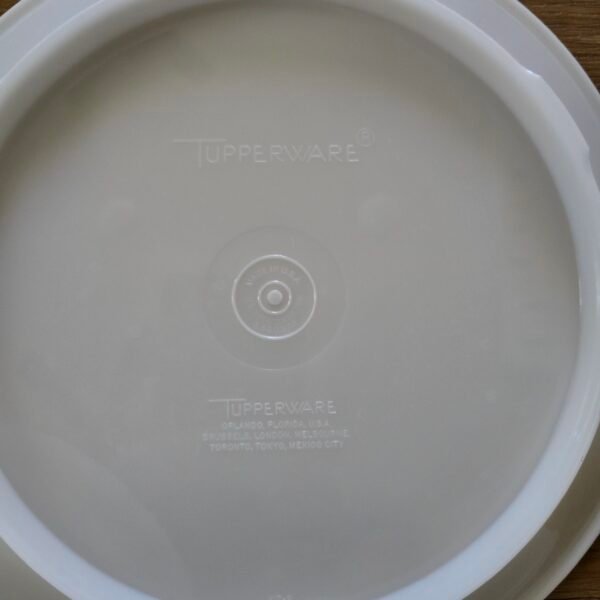 Vintage Tupperware Jel-n-Serve Jello Mold - Image 3