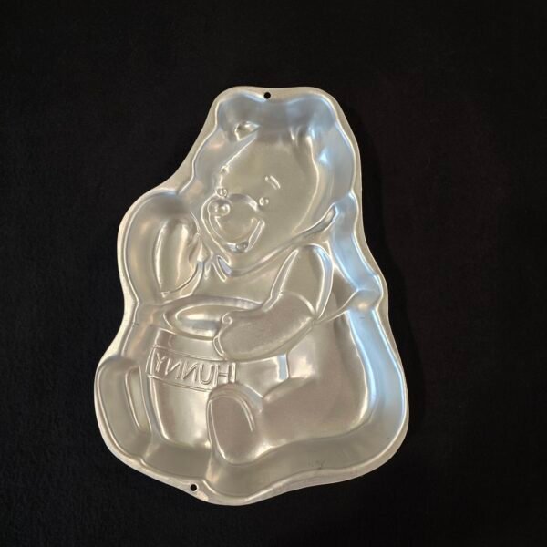 Wilton Winnie the Pooh Disney Cake Pan 2105-3000 - Image 2