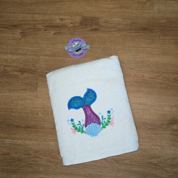 Applique Mermaid Tail – Personalized Kids Hooded Bath Towel