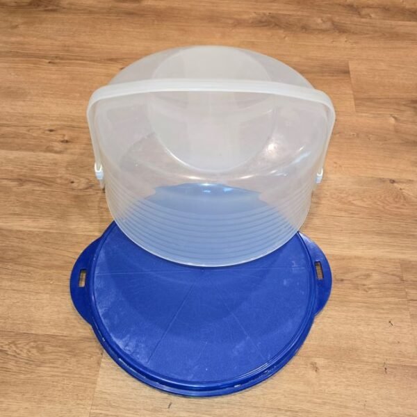 Blue Tupperware Cake Taker